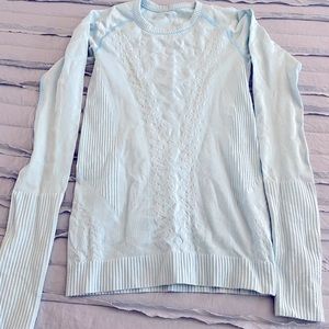 Lululemon long sleeve Size Small